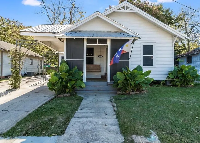 Holiday home Hideaway - Private With Kitchen & Parking Lafayette
