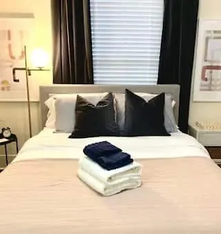 Holiday home Hideaway - Private With Kitchen & Parking *